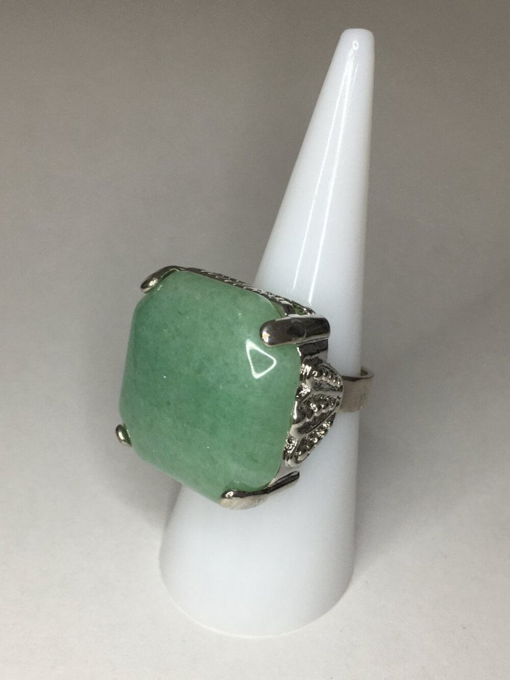 NEW Silver Adjustable Band Square Light Green Square Stone One Size Jewelry Ring
